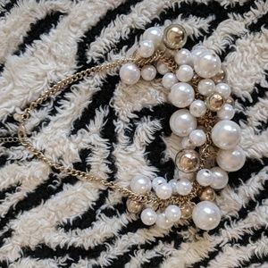 Express Gold bead and pearl necklace